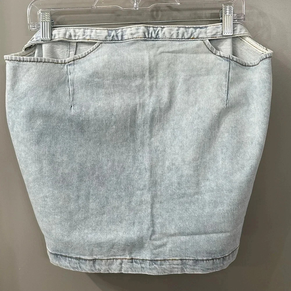 NWT WeWoreWhat Skirt Indigo Comfort Cut Out Mini Skirt Size Large - Picture 4 of 6